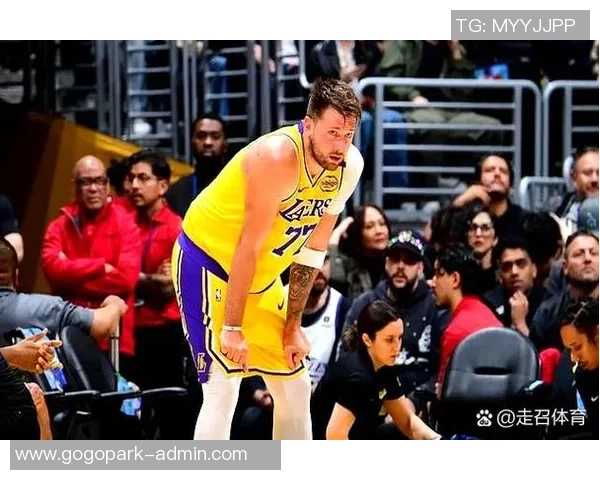 2018年5月23日勇士与火箭激战回顾精彩瞬间全记录 2018年5月23日勇士与火箭激战回顾精彩瞬间全记录